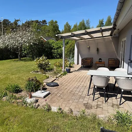 Feriehus Rummeligt Nær Kyst Og