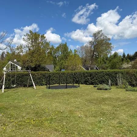 Feriehus Rummeligt Nær Kyst Og *